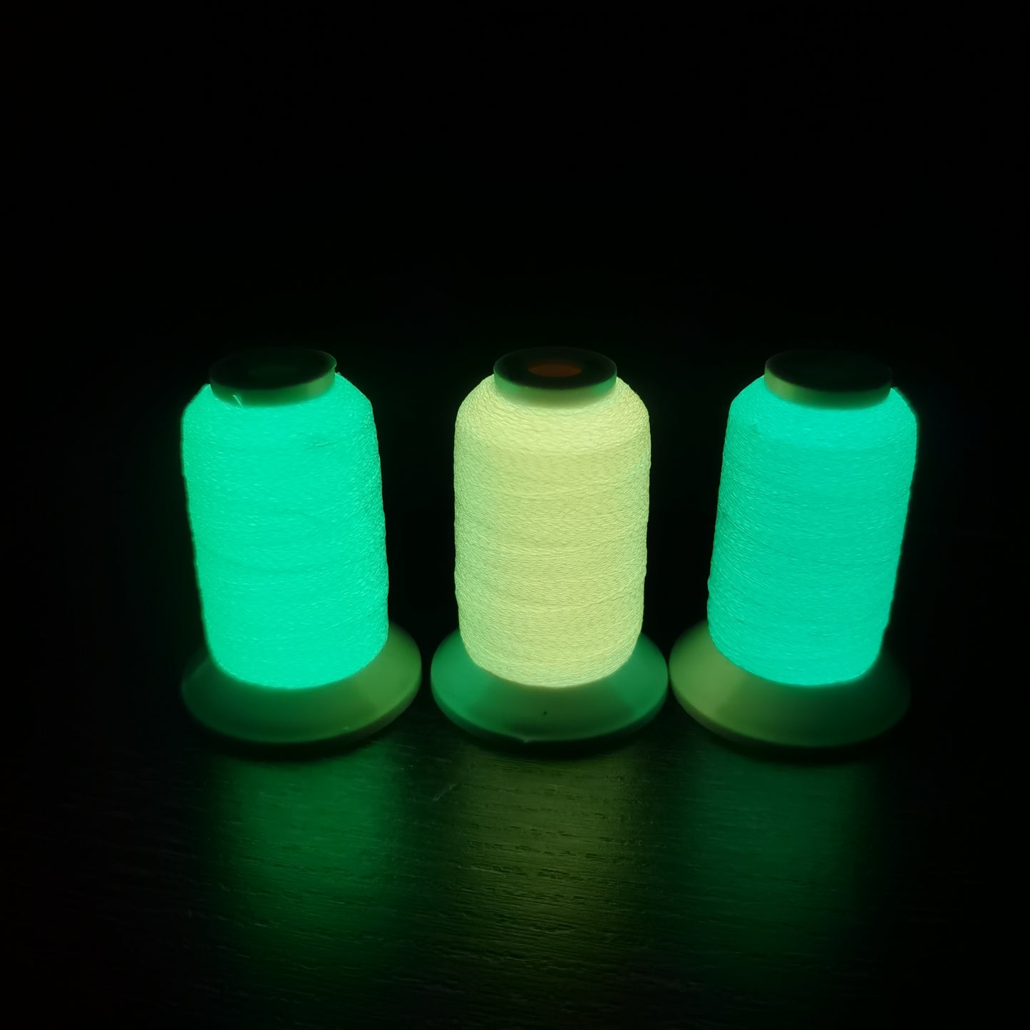 200m High Bright Glow in the dark fluorescent Embroidery Thread Kit (Custom label supported)