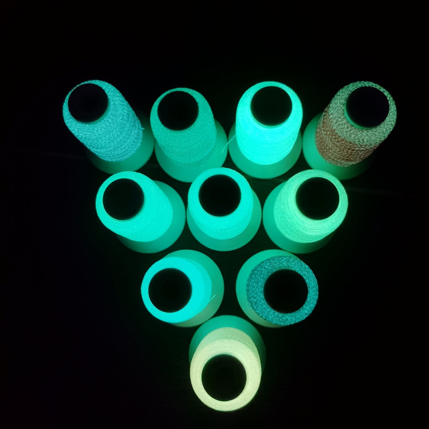 200m High Bright Glow in the dark fluorescent Embroidery Thread Kit (Custom label supported)