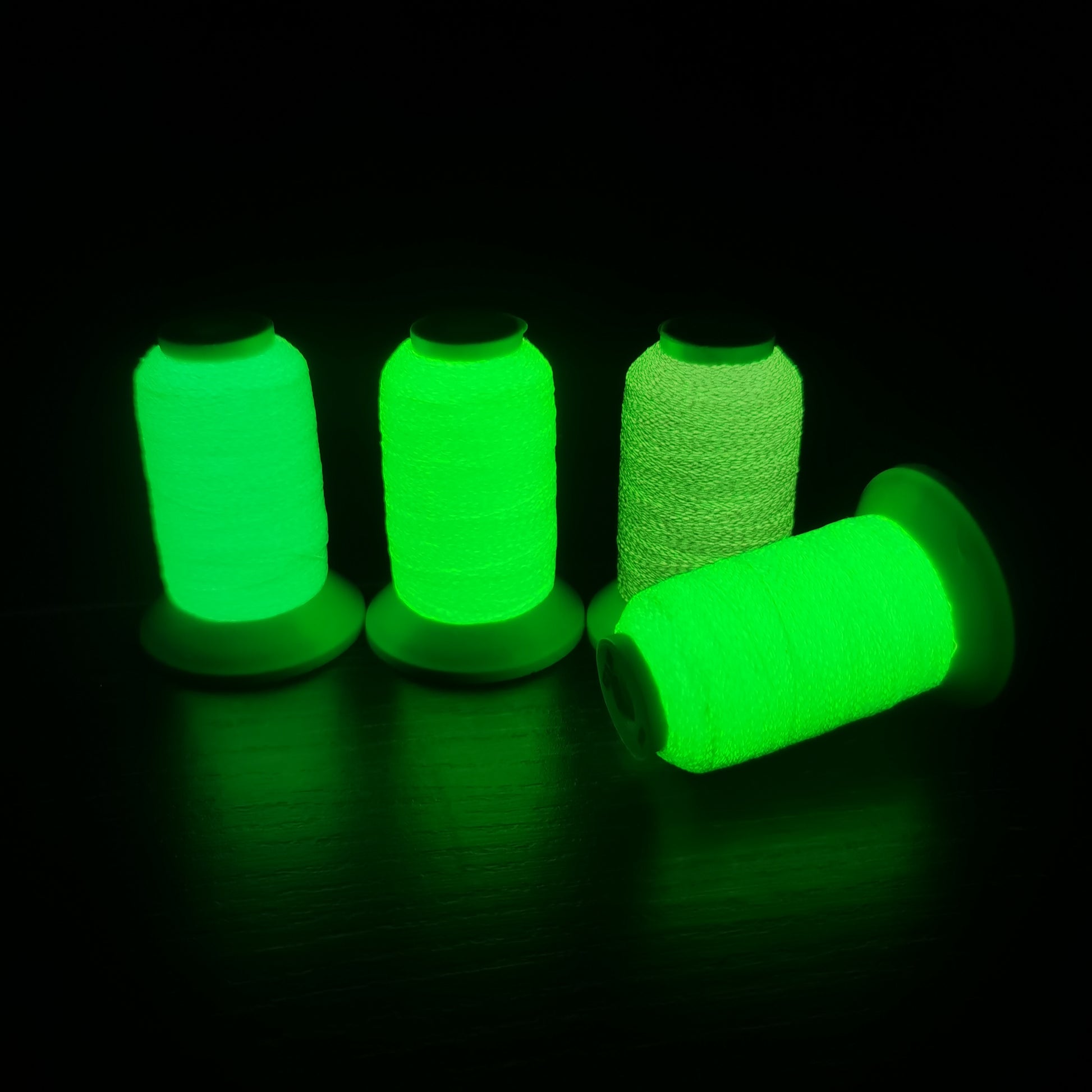200m High Bright Glow in the dark fluorescent Embroidery Thread Kit (Custom label supported)