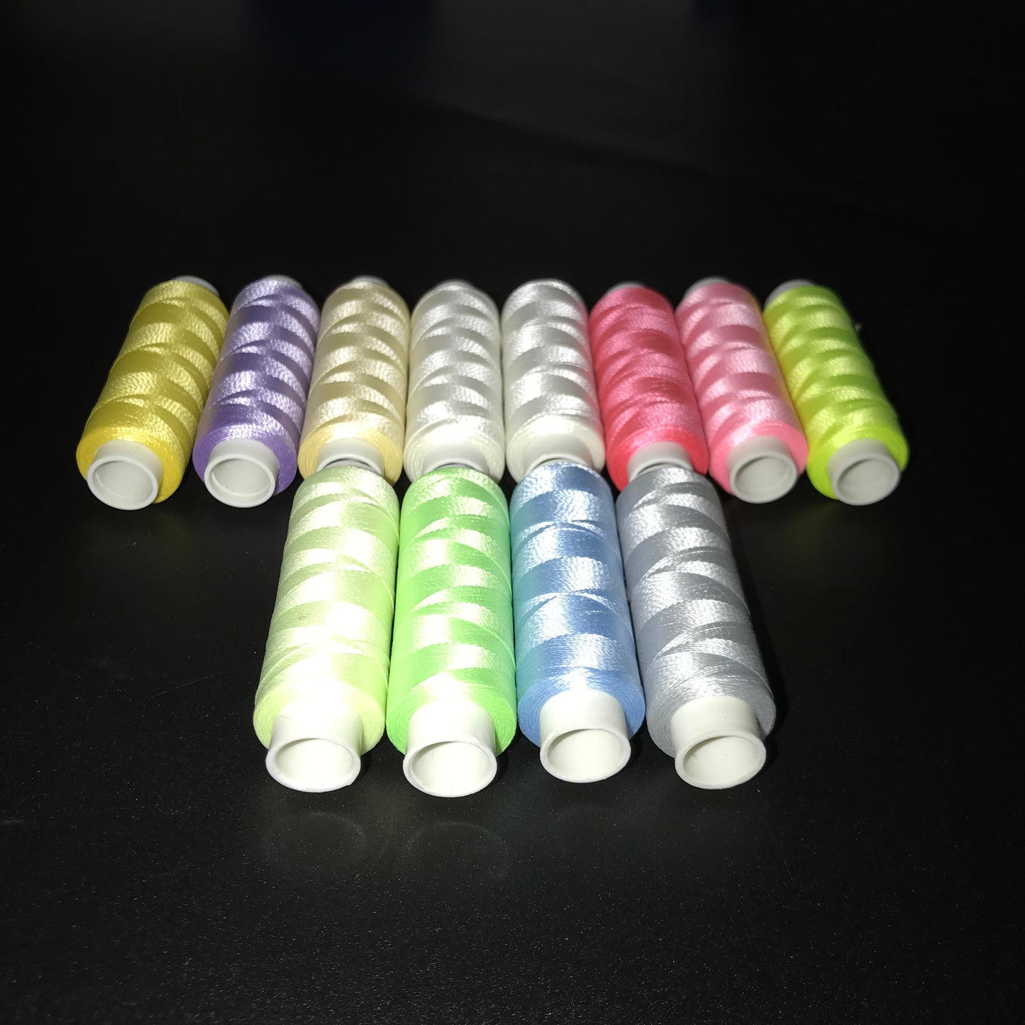Luminous fluorescent Embroidery Thread Kit