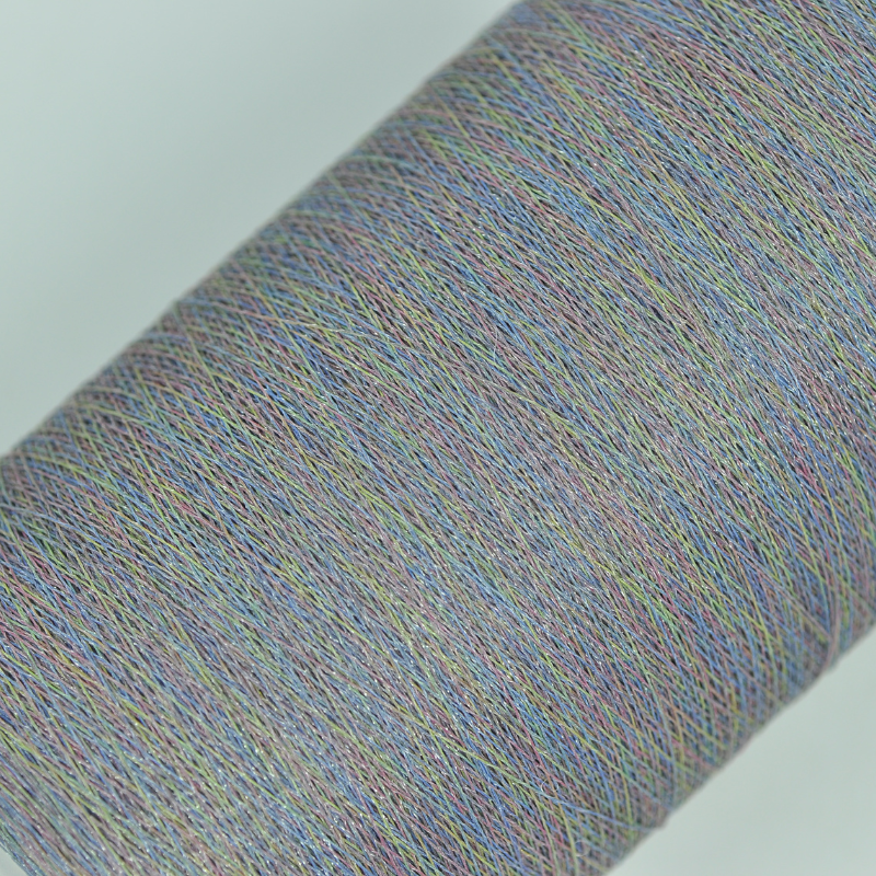 Reflective rainbow color yarn